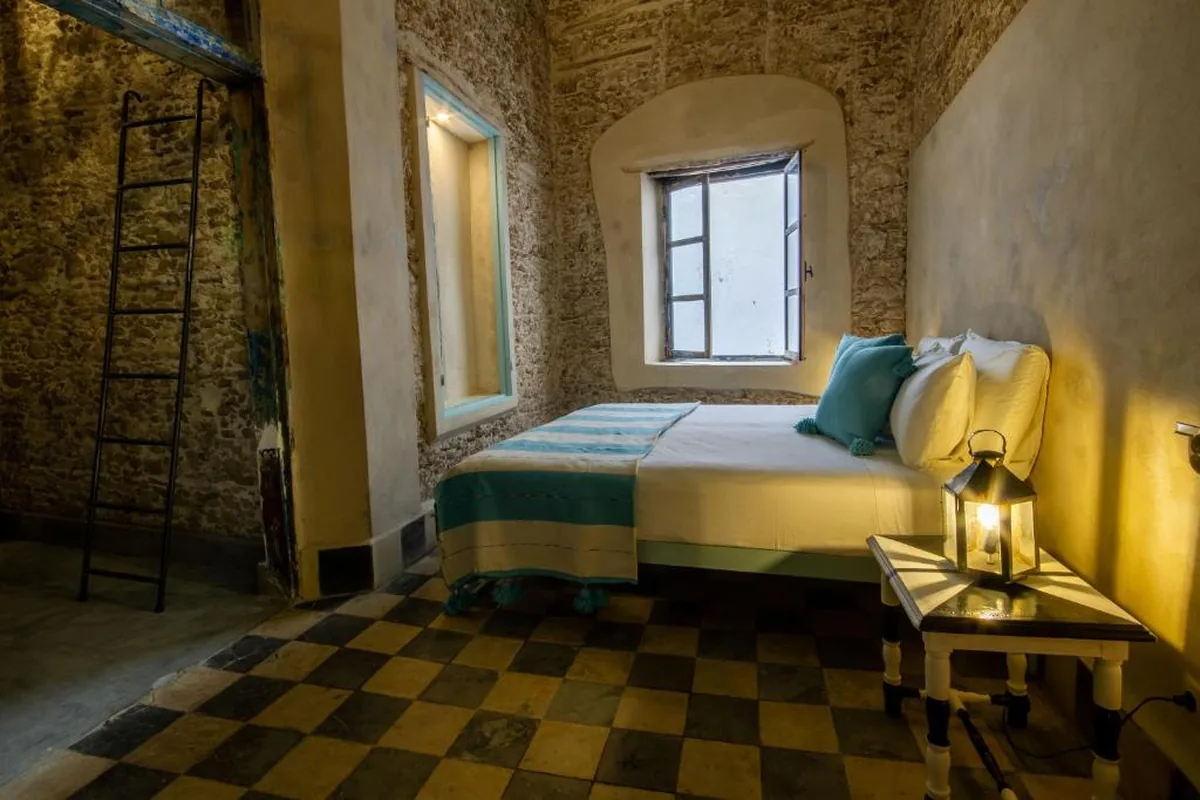 Dar Ferran à Essaouira — chambre du riad